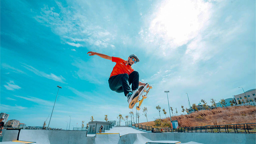 kaykayparki.com beylikdüzü kırlangıç kaykay kulübü tail smash